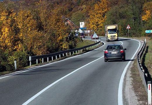 Planirate put? Pogledajte kakvo je stanje na putevima i graničnim prelazima