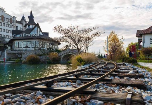 Sex u udžbeniku za drugi razred osnovne škole?!