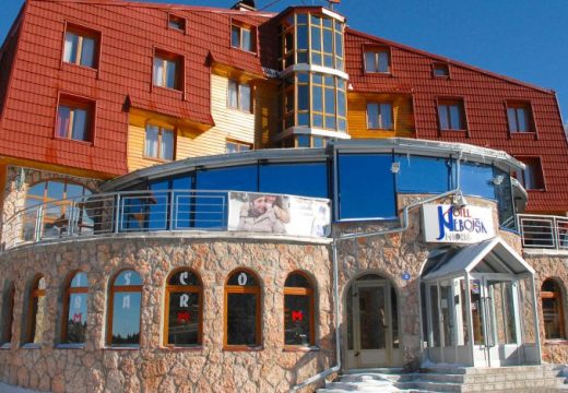 Roditelji razmatraju podizanje kolektivne tužbe zbog razbolijevanja đaka na Jahorini