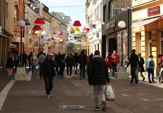 Plate funkcionera trebaju biti dostupne na internet stranicama