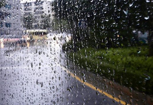 Zahlađenje sa kišom i pljuskovima