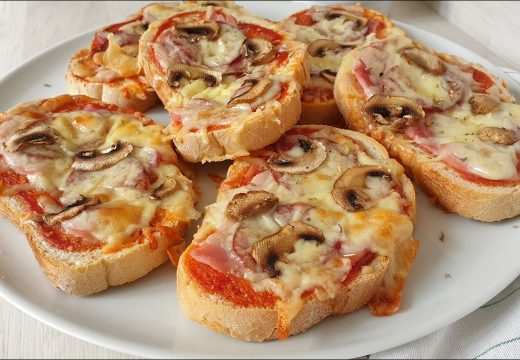 Kako napraviti mini pice od starog hljeba