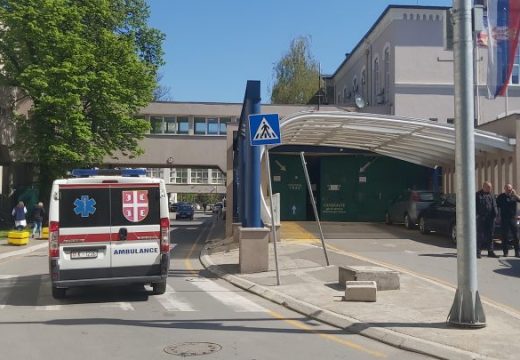 Beograd: Preminulo dijete (3) koje je palo sa prozora sa 7. sprata