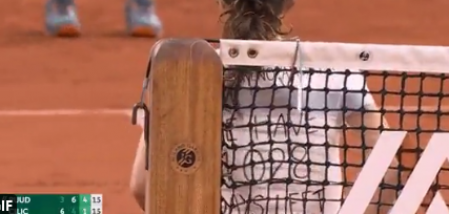 Djevojka prekinula polufinale Rolan Garosa: “Ostalo nam je još 1.028 dana”