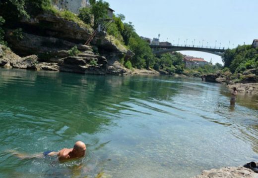 U bh. rijekama se kupate na vlastitu odgovornost: Ovo su važne upute stručnjaka