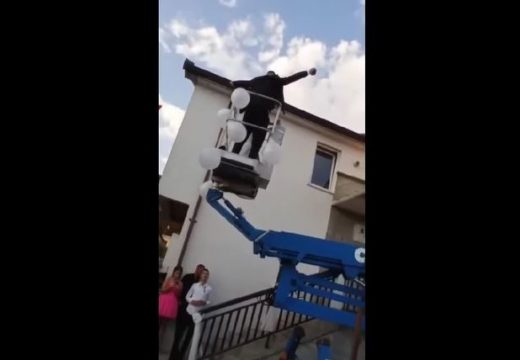 Mladenci iz BiH postali hit na internetu (Video)