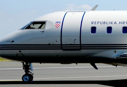 Na avion na letu Zagreb – Sarajevo nije pucano