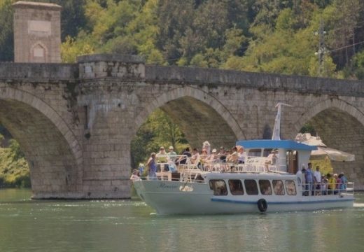 Čari krstarenja drugim po veličini kanjonom u Evropi