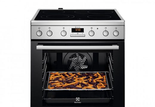 Čemu služi fioka ispod rerne? Nije za skladištenje tepsija, otkrijte malu tajnu šporeta