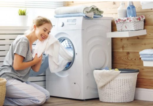 Želite da vam odjeća duže miriše? Top trikovi kako sačuvati miris vaše omiljene garderobe