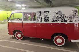 Kombi Alana Forda krstari putevima