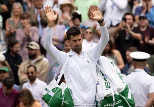 Ono što je uradio za mališane oduševilo je svijet /VIDEO/