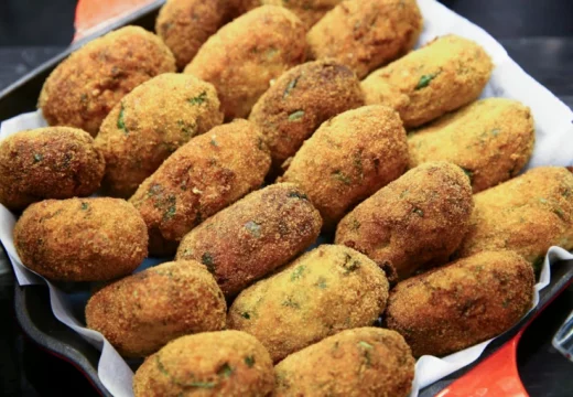 Kroketi od krompira punjeni mljevenim mesom
