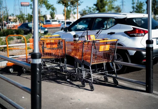 U jednoj evropskoj državi možete pazariti električni automobil u supermarketu