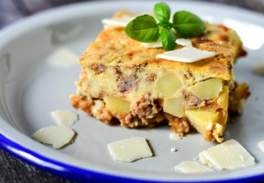 Prijedlog za danas:Lijena musaka