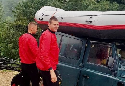 Nikola Jokić i ovog ljeta uživa kod Foče