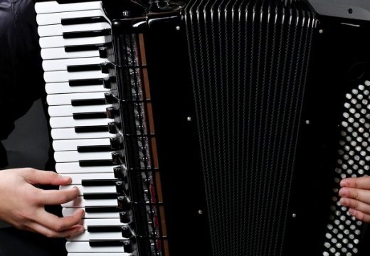 Bijeljina: Počela “Ljetnja škola za mlade harmonikaše”