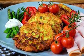 Pljeskavice s tikvicama i ćurećim grudima