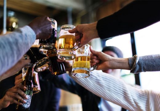 Popio na tim bildingu, pa tužio kompaniju zbog „nebrige“ o zaposlenima