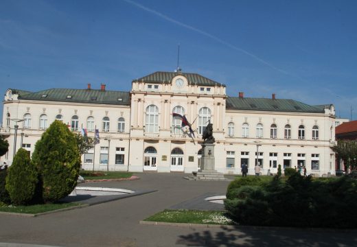 Prilika za novi asfalt i rasvjetu