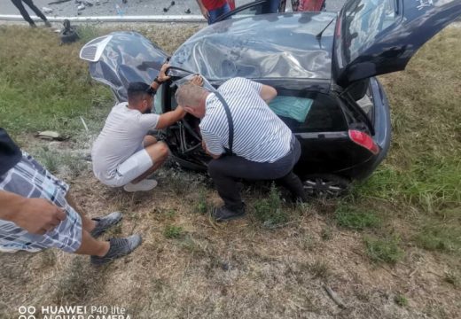 Udes na putu Brčko – Bijeljina, više osoba povrijeđeno