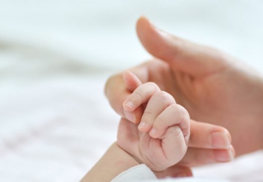 Majke četvero djece primaće 750 KM mjesečno:Evo koje uslove moraju da ispune