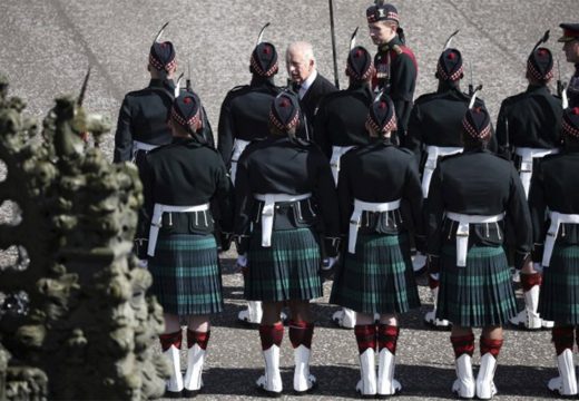U nedjelju će zaćutati cijela Britanija