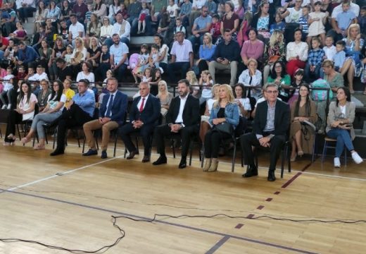 Ćorić: Voditi računa o djeci u saobraćaju