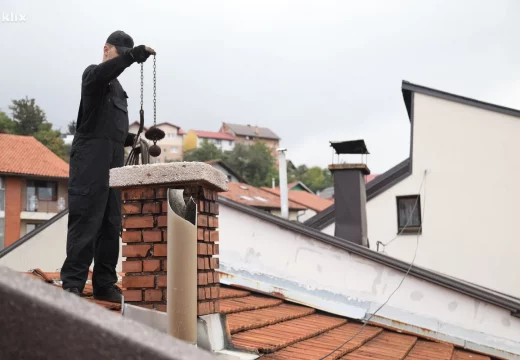 Dimnjačari zatrpani pozivima: Građani ove sezone traže alternativu za grijanje