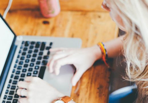 Odmarajte oči u pauzama ako radite za računarom i sačuvajte vid