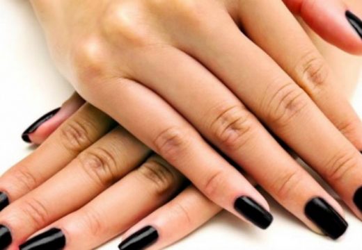 Zagasite boje na noktima – jesenji hit