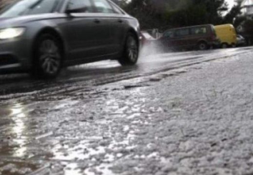 Putevi mokri, vozite oprezno