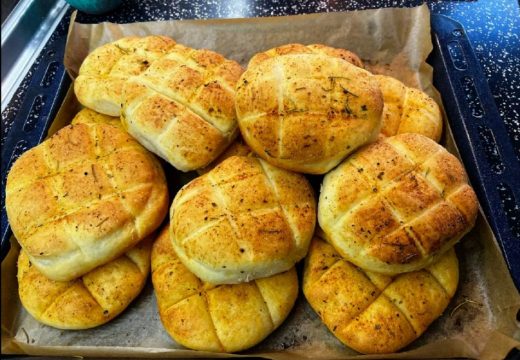 Napravite najmekše lepinje:Tajna je u premazu, a ostaju svježe i sutradan (VIDEO)