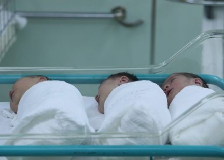 Nakon 16 godina borbe sa sterilitetom, Anita rodila trojke