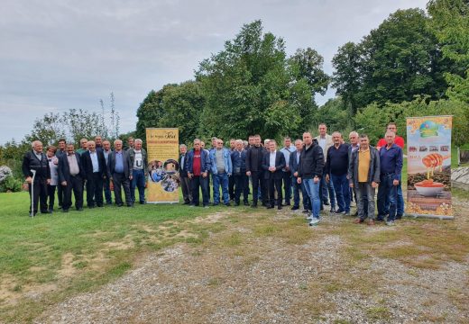 Druženje ugljevičkih pčelara