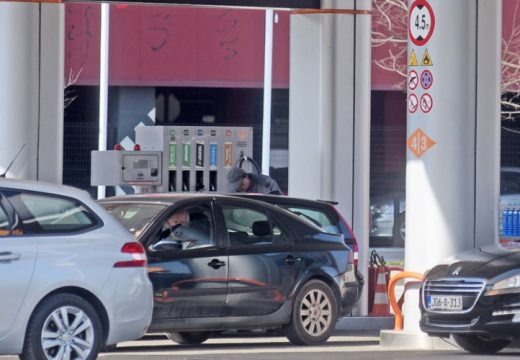 Cijena dizela raste, benzin miruje