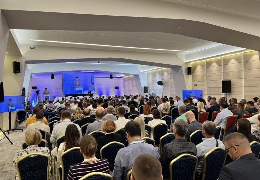 Uloga mjesnih zajednica u fokusu: Razmjena iskustva iz BiH, regiona i šire (Video)