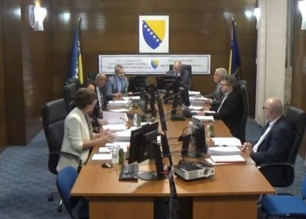 CIK odlučio da se ponovo broje glasovi na 45 biračkih mjesta