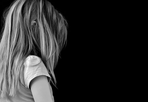 Majci koja je tukla djevojčicu oduzeta djeca