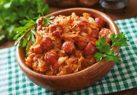 Podvarak sa suvim mesom: Tradicionalni recept koji svi vole!