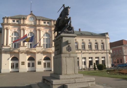 Ponedeljak neradni dan: Evo do kada će raditi trgovine u Bijeljini