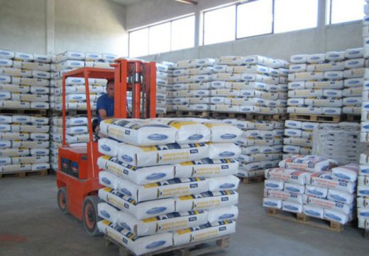 Vlada hitno kupuje hranu od 975 firmi u Ministarstvu trgovine