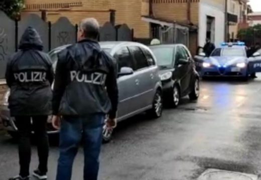 U Italiji uhapšen bračni par iz BiH: Tjerali kćerku da prosi, tretirali je kao roba