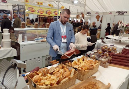 Dvorovi: Od sremskog kulena do ljubuškog pršuta