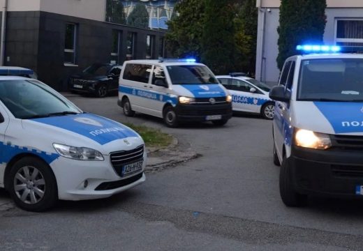 Fudbaleri igrali igrice, pa se potukli i jedan ubo drugoga