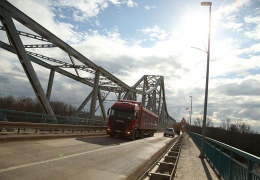 Radovi na Rači: Danas usporen saobraćaj preko ovog graničnog prelaza