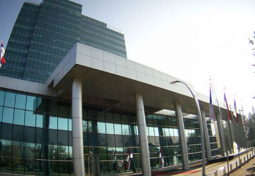 Još jedan ministar, osim Dogana, imao problema sa zakonom