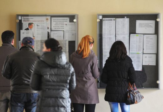 Godine na birou loša preporuka