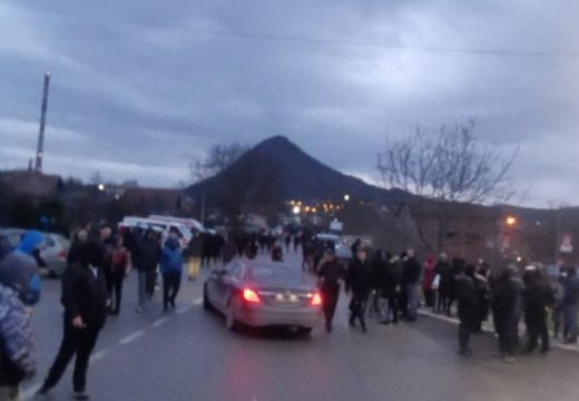 Sjever Kosova i Metohije i dalje blokiran