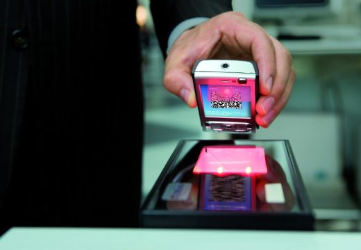 Tehnologija će olakšati putovanja? Mobilni telefon umjesto pasoša